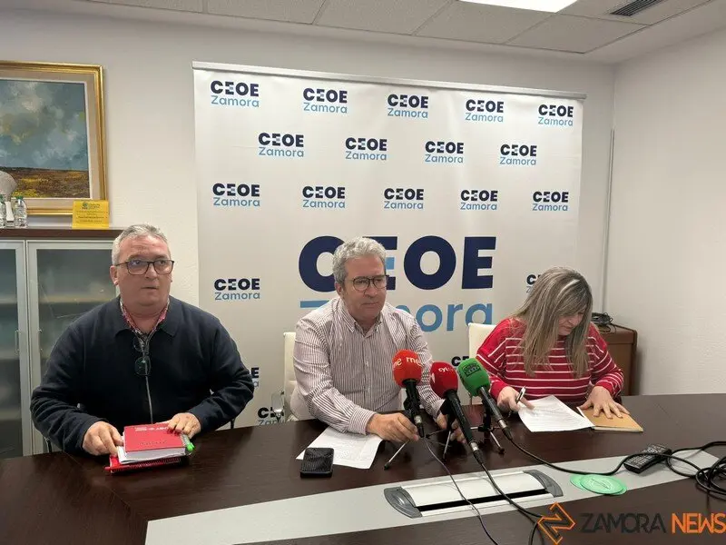 Trinidad García, Francisco Juan Escudero Moreno, Ángel Hernández
