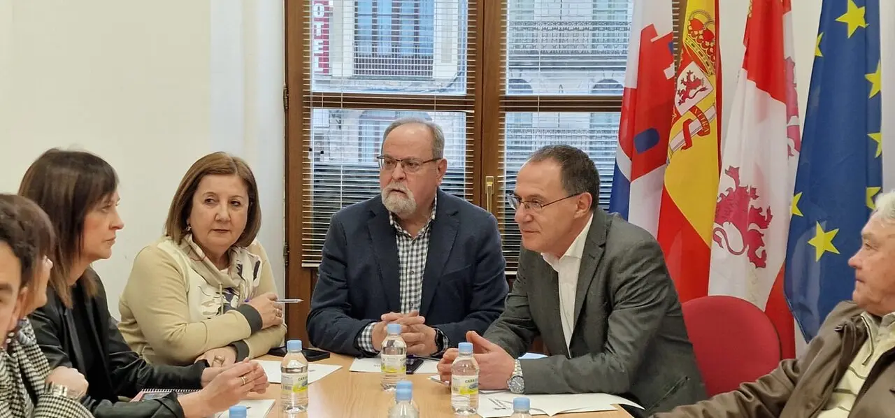 El alcalde de Fermoselle y los subdelegados de Zamora y Salamanca