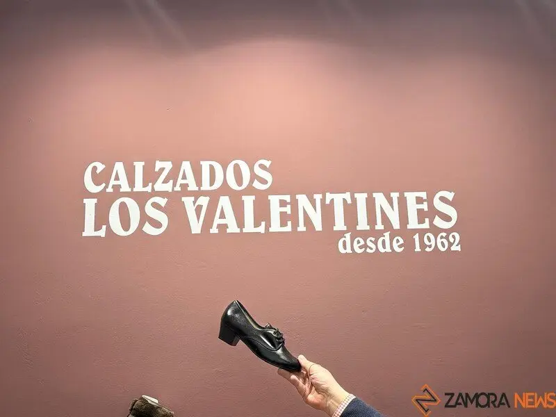 Calzados Águedas en la zapateria Los Valentines _2