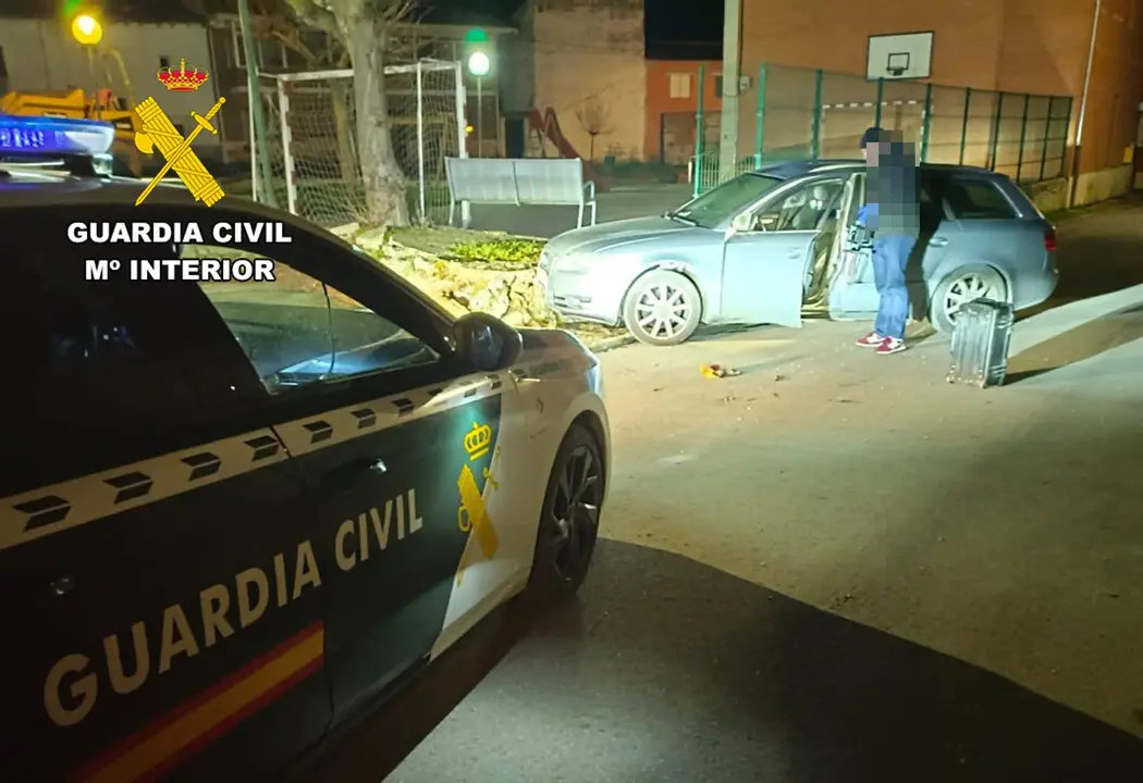 20250124 detenido por ROBO VEHÍCULO,INTIMIDACIÓN + OTROS (1)