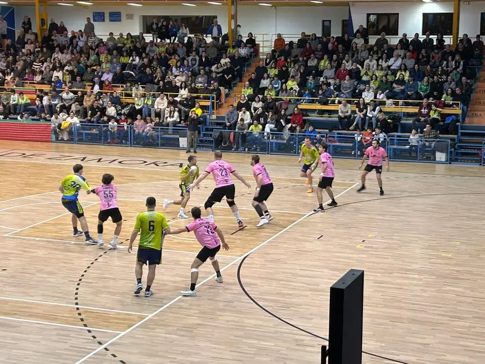 BM ZAMORA vs Vetusta Oviedo