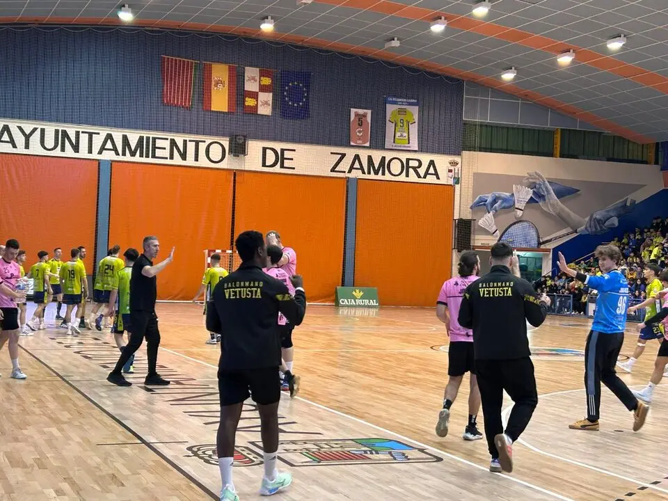 BM ZAMORA vs Vetusta Oviedo
