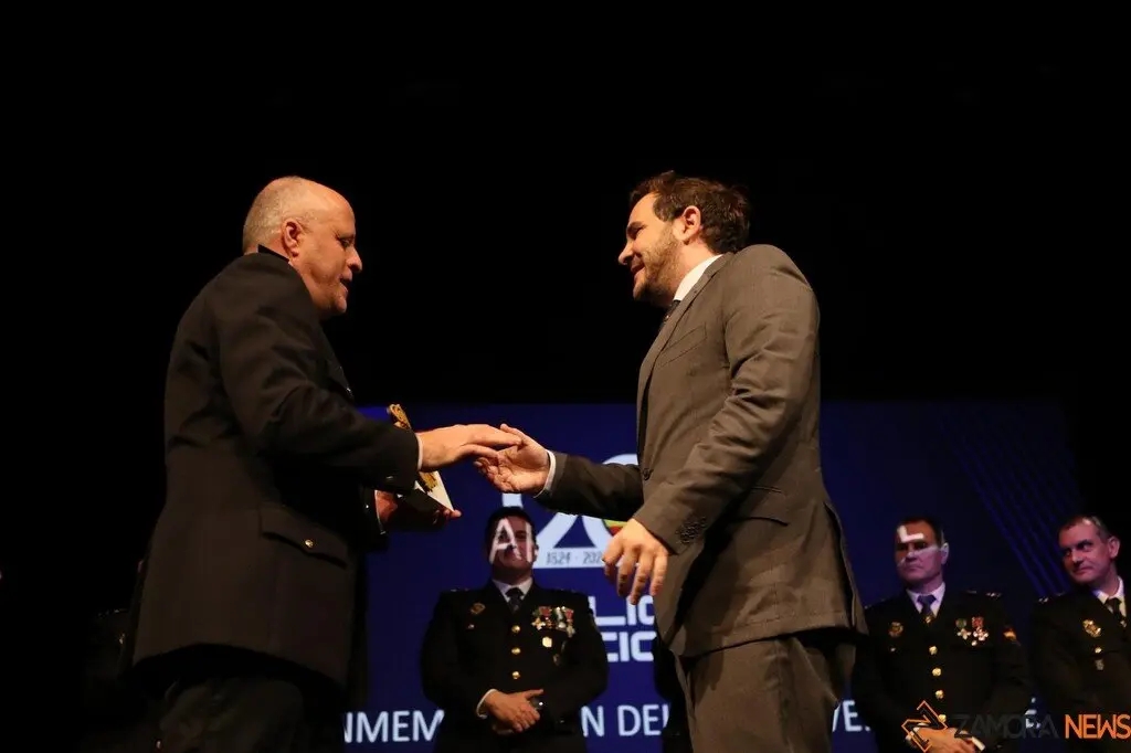 Policía Nacional celebra el 201⁰ aniversario_18