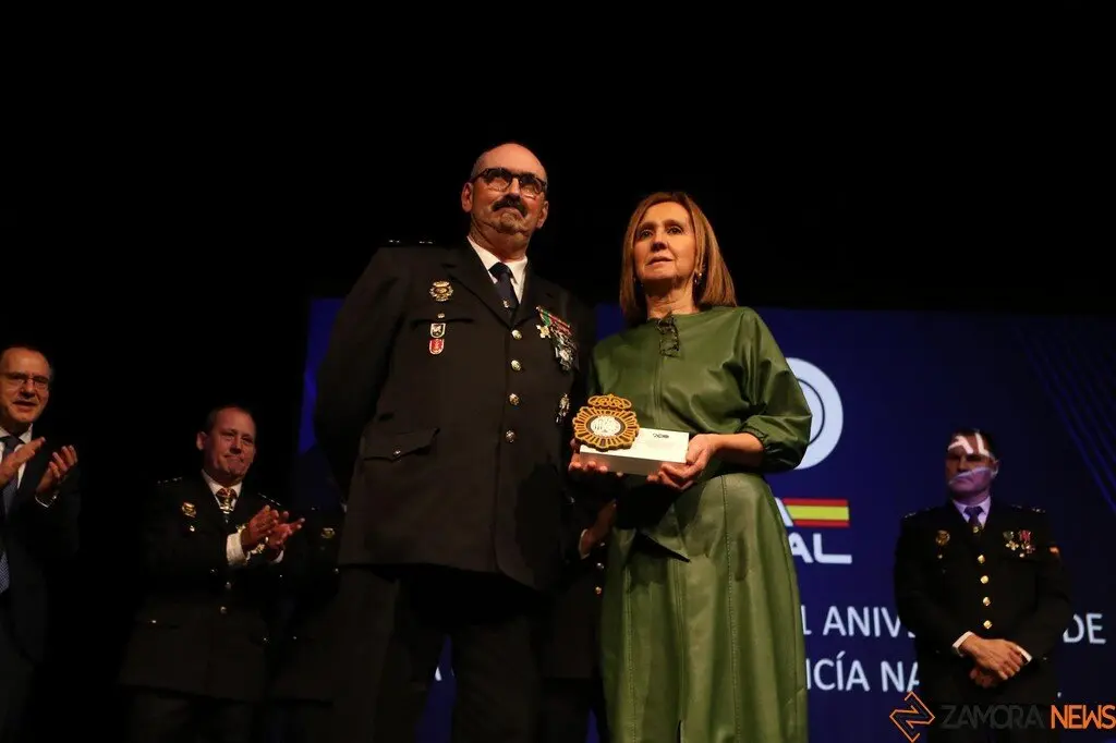 Policía Nacional celebra el 201⁰ aniversario_21