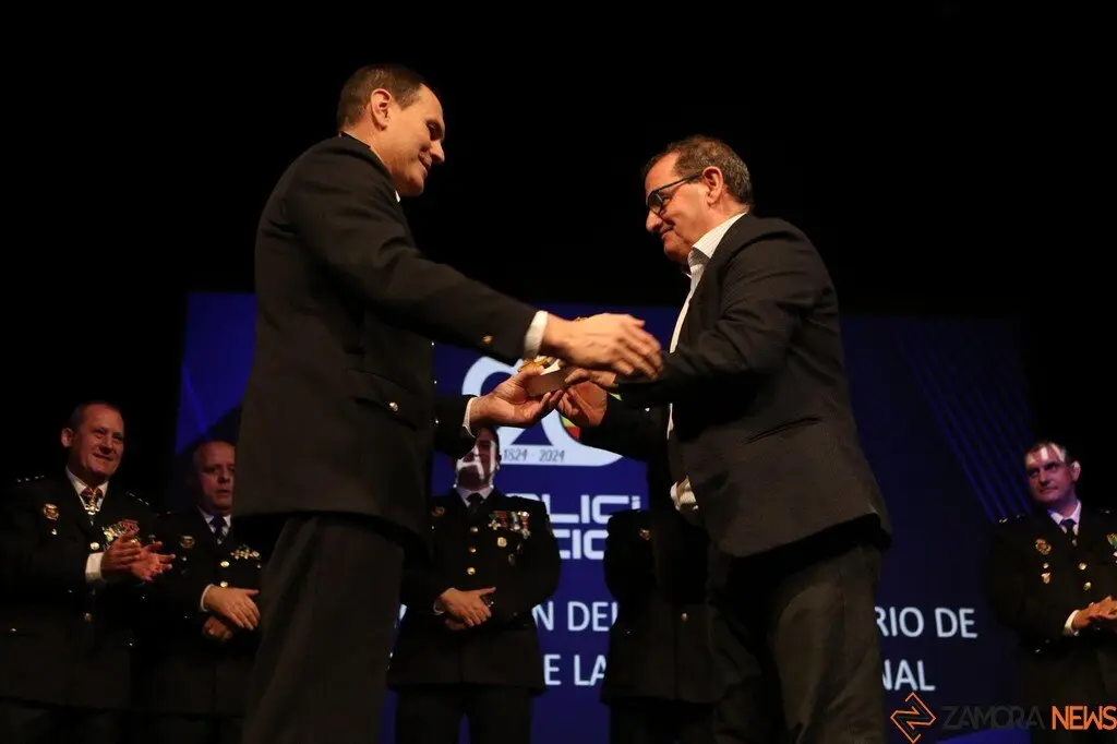 Policía Nacional celebra el 201⁰ aniversario_22