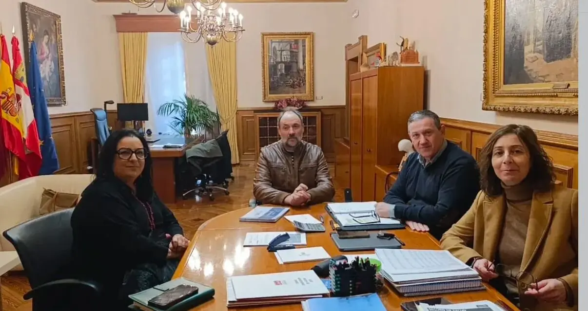 El presidente de la Diputación de Zamora se reúne con los nuevos alcaldes de la provincia