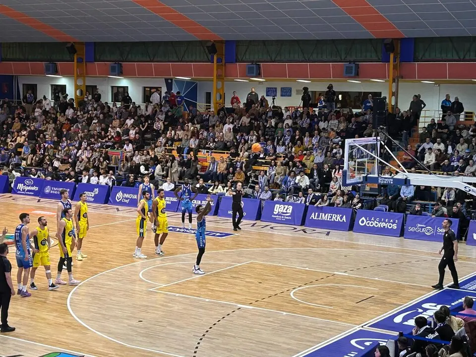 CB Zamora vs Ourense