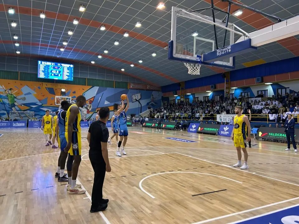 CB Zamora vs Ourense
