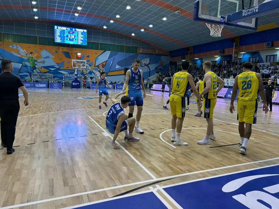 CB Zamora vs Ourense