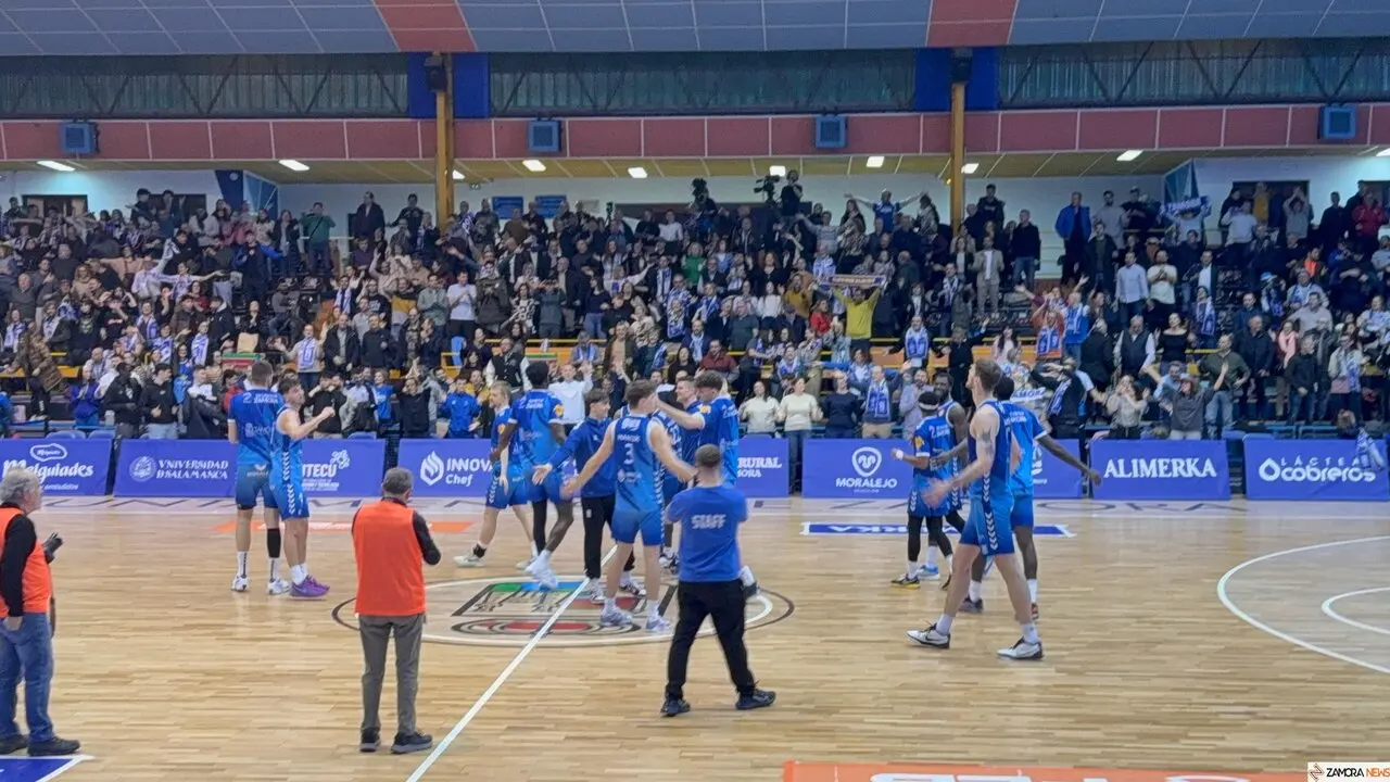 Afición del CB Zamora