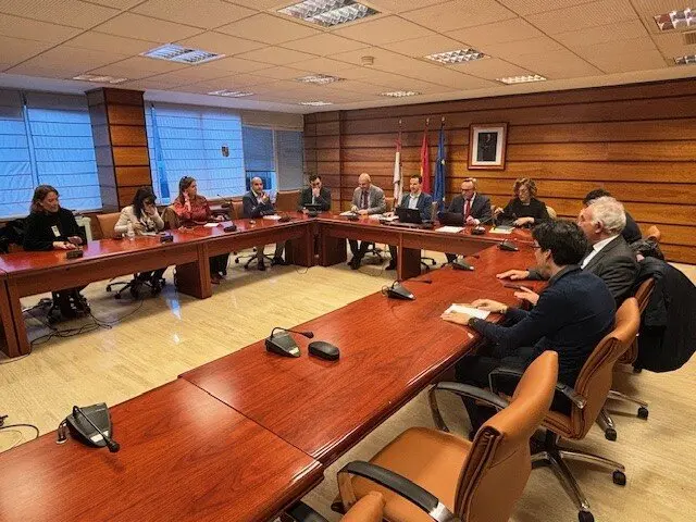 Reunión de la Mesa de las Telecomunicaciones
