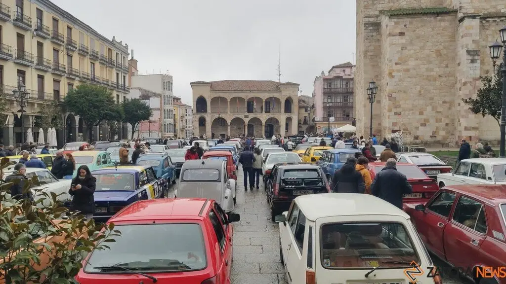 Asociación Seña Bermeja. Coches Clásicos
