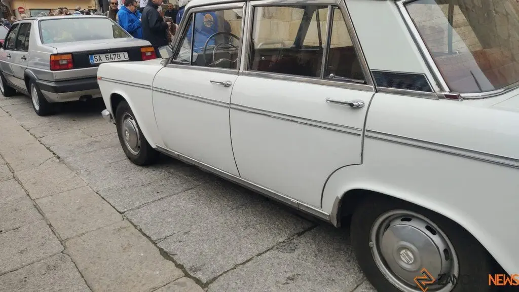 Asociación Seña Bermeja. Coches Clásicos_3