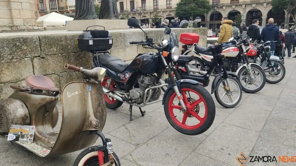 Asociación Seña Bermeja. Coches Clásicos_5