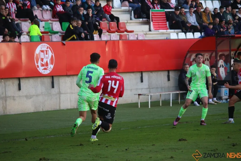 Zamora CF vs Barça B_10