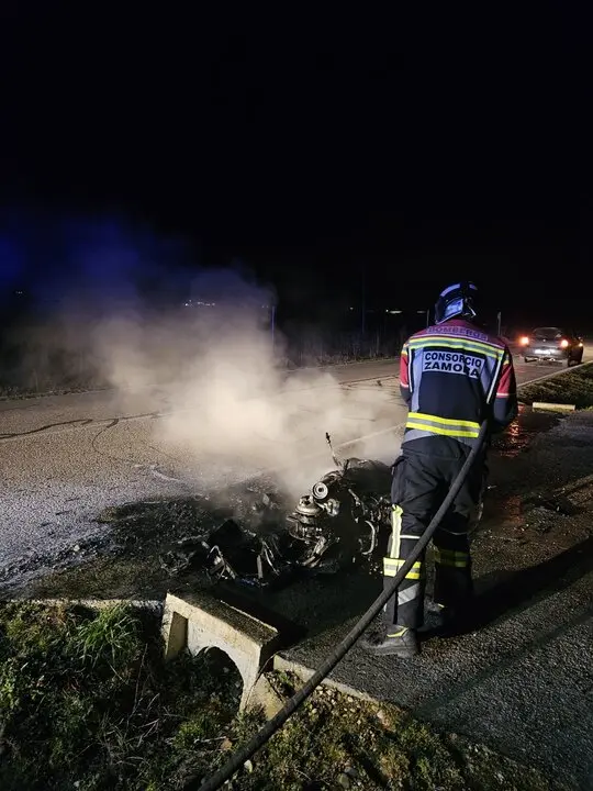 moto quemada en la provincia de Zamora