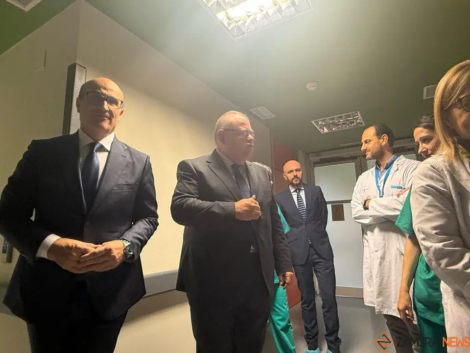 Visita consejero de Sanidad, Alejandro Vázquez Ramos al Virgen de la concha_2