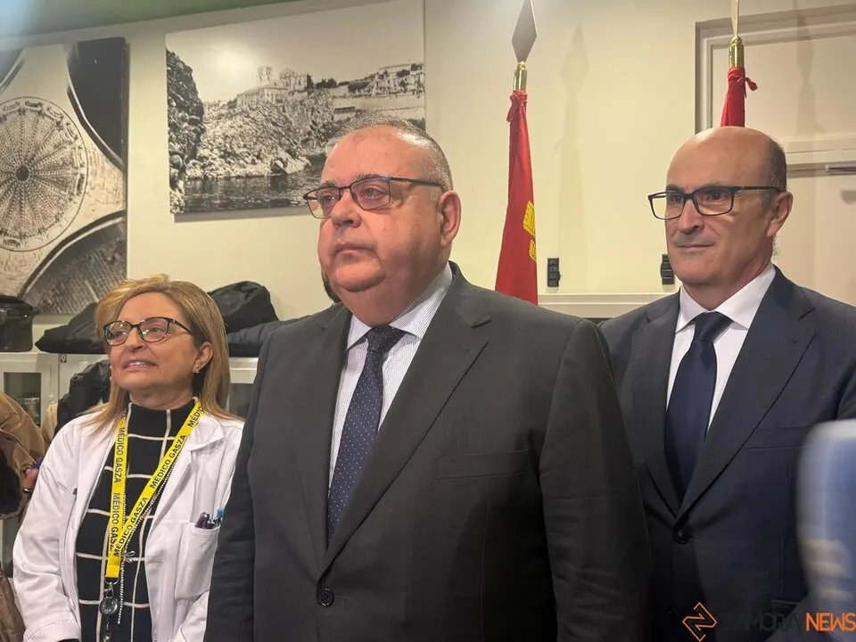 Visita consejero de Sanidad, Alejandro Vázquez Ramos al Virgen de la concha_5
