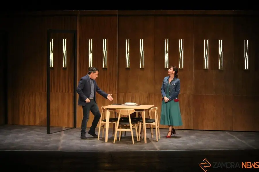 La obra Los amigos de ellos dos, protagonizada por Malena Alterio y David Lorente_2