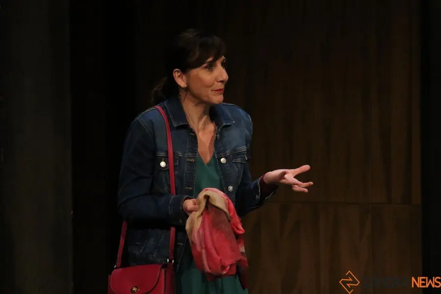 La obra Los amigos de ellos dos, protagonizada por Malena Alterio y David Lorente_4