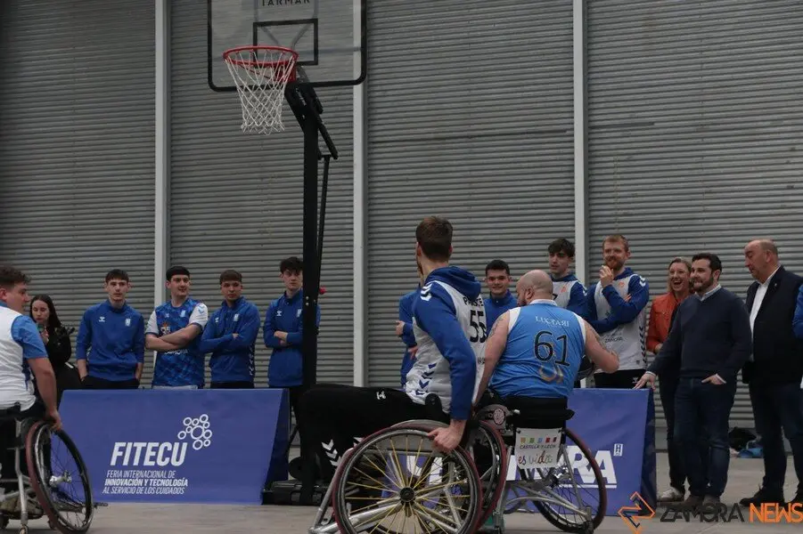 Los jugadores del CB Zamora se suman al baloncesto adaptado en FITECU_21