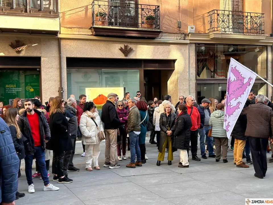 Zamora sale a la calle contra el impacto del hidrógeno verde en Villafáfila