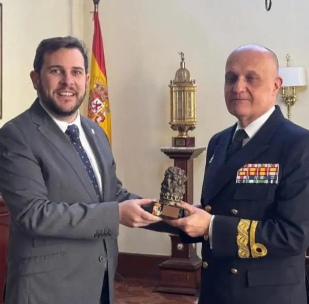 Víctor López de la Parte, visita el Cuartel General de la Armada Española en Madrid