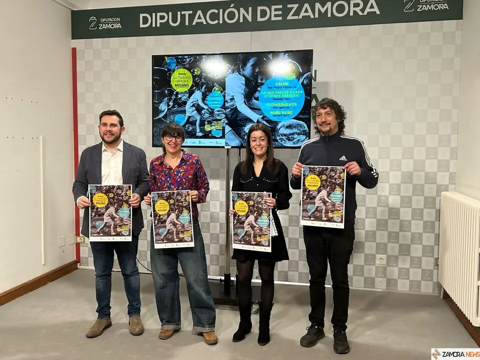 'Cultivando Miradas'