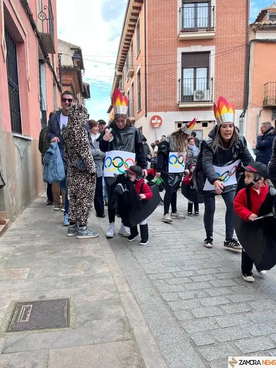 Los chupetines inauguran el carnaval de Toro