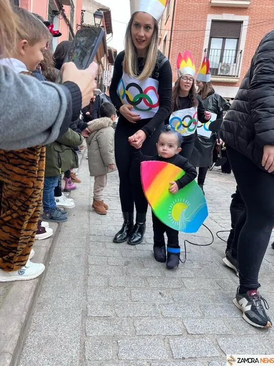 Los chupetines inauguran el carnaval de Toro