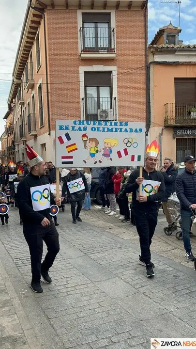 Los chupetines inauguran el carnaval de Toro