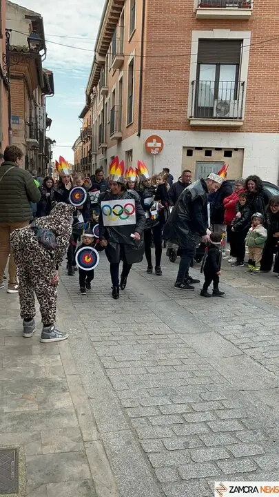 Los chupetines inauguran el carnaval de Toro