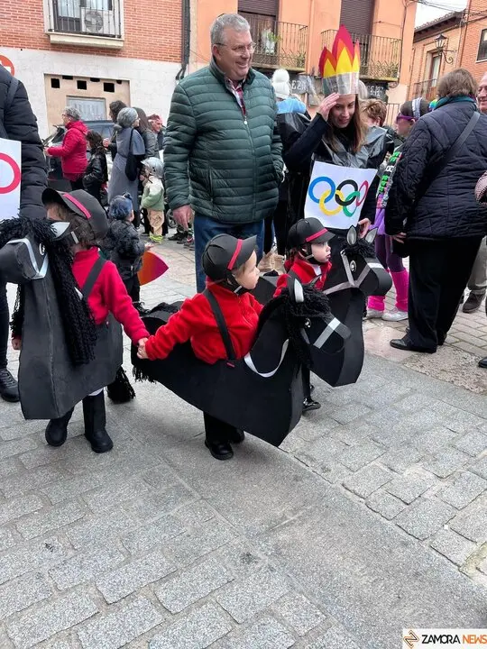 Los chupetines inauguran el carnaval de Toro