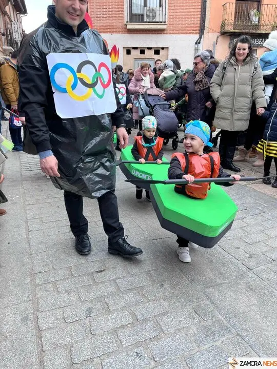 Los chupetines inauguran el carnaval de Toro