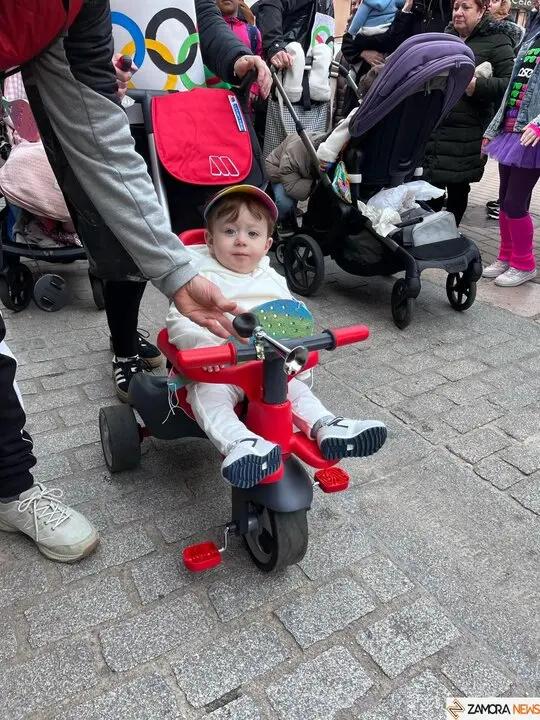 Los chupetines inauguran el carnaval de Toro