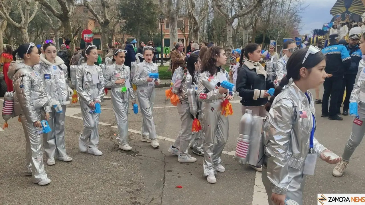 Desfile infantil de Carnaval, Toro