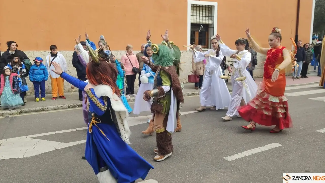 Desfile infantil de Carnaval, Toro