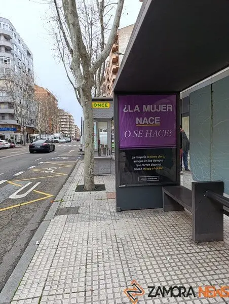  polémica campaña 8M