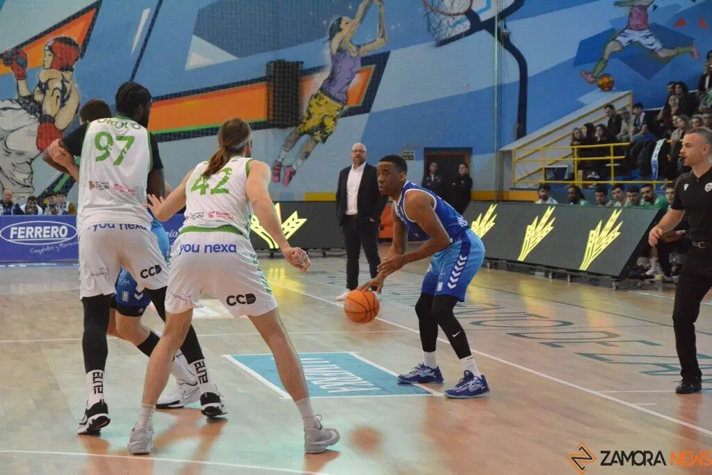 Caja Rural CB Zamora  Amics Castelló    _3