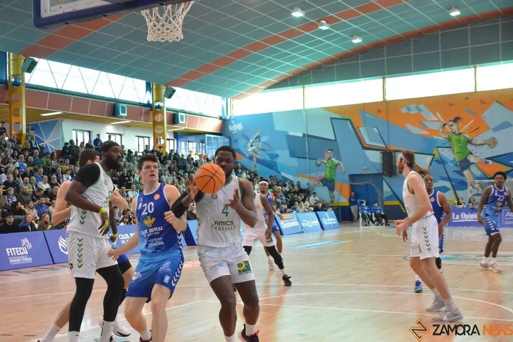 Caja Rural CB Zamora  Amics Castelló    _5