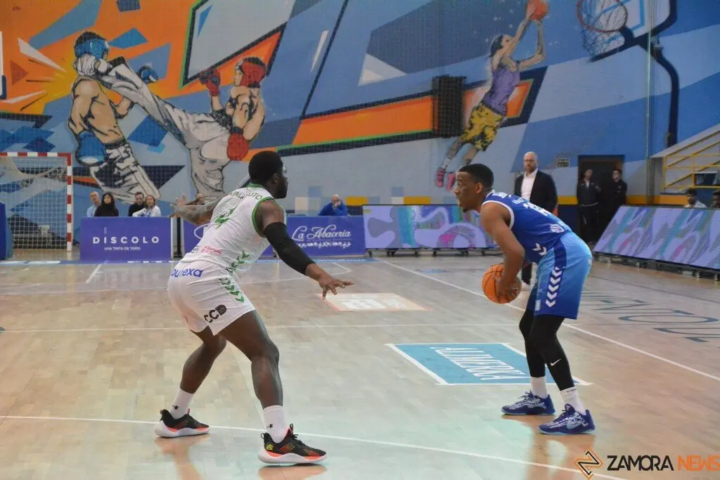 Caja Rural CB Zamora  Amics Castelló    _6