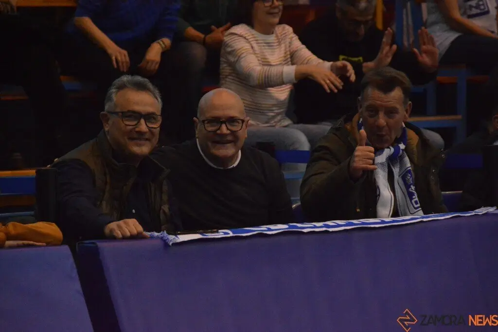 Caja Rural CB Zamora  Amics Castelló    _31