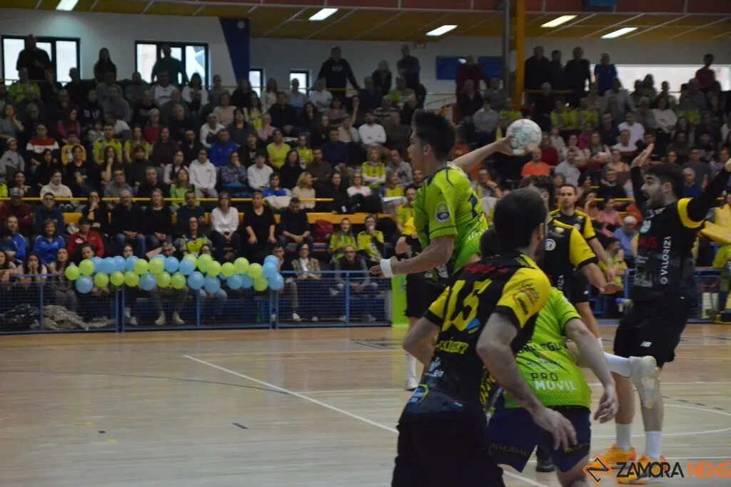 Balonmanozamora_16