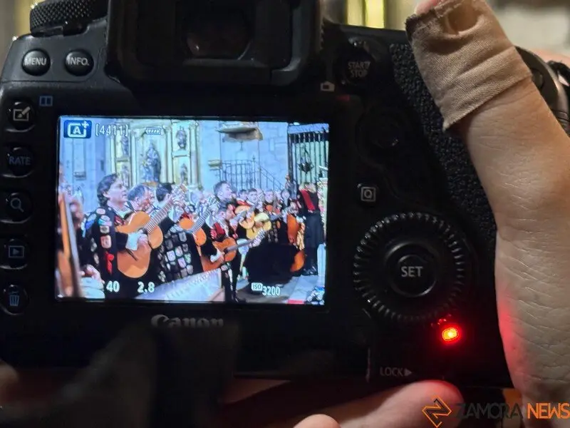 Acto de la acto de presentación de los niños a la Virgen de la Soledad y actuación de la tuna_6