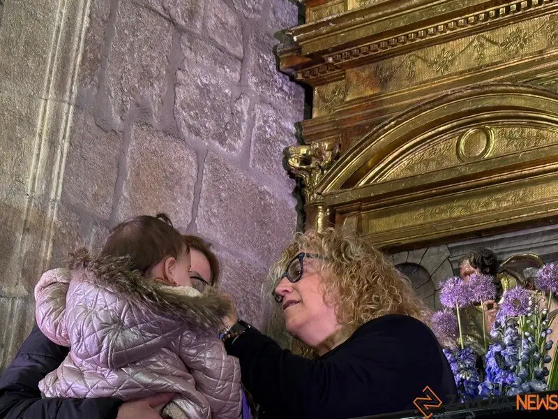 Acto de la acto de presentación de los niños a la Virgen de la Soledad y actuación de la tuna_26