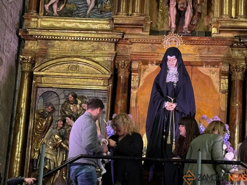 Acto de la acto de presentación de los niños a la Virgen de la Soledad y actuación de la tuna_33