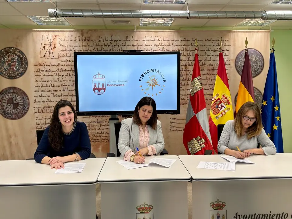 Benavente renueva su apoyo a la Asociación de Fibromialgia