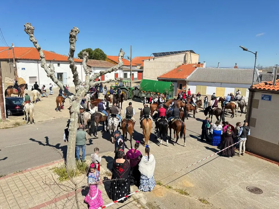 madridanos roc&iacute;o chico  (2)