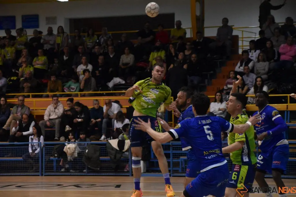Balonmano Caja Rural de Zamora vs Base Oviedo_3