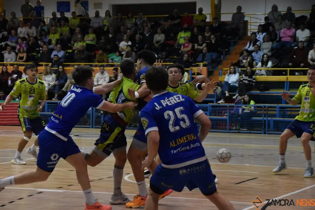 Balonmano Caja Rural de Zamora vs Base Oviedo_8